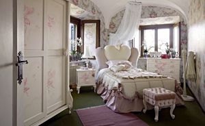 Gaia, Mdchen Schlafzimmer mit einem herzfrmigen Bett