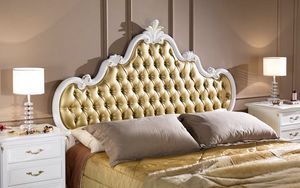 Regency Maxibett, Klassisches Bett mit getuftetem Kopfteil