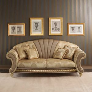 Fantasia Sofa, Sofa im neoklassizistischen Stil mit zentraler fcherfrmiger Blende