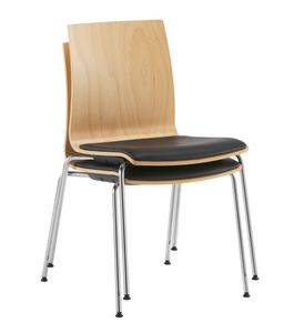 Q2 W, Stapelbarer Stuhl mit Holzschale und gepolstertem Sitz