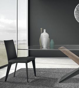MIA, Gepolsterter Stuhl mit klaren und essentiellen Linien