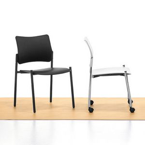 Urban Plastic 01, Stapelbare Stuhl, Sitz und Rckenlehne aus Polypropylen