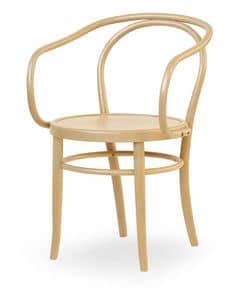 08, Sessel aus Holz mit Sitz aus Zuckerrohr